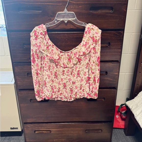 Zara blouse - Picture 1 of 5